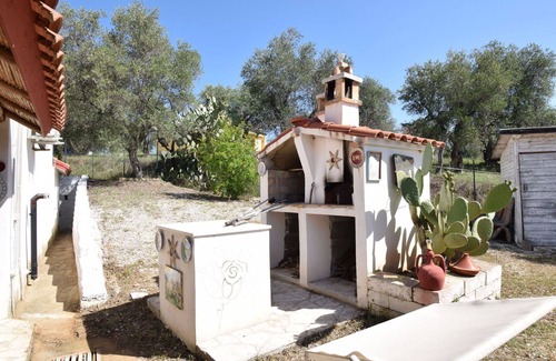 Pisticci Villa | Beautiful private villa for 4 guests with WIFI, A/C, TV, patio and panoramic view