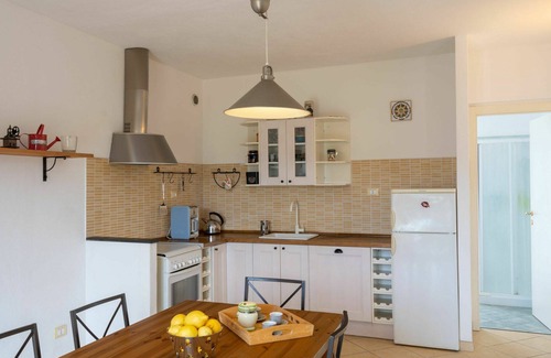 Civezza House | Beautiful private villa with WIFI, TV, terrace, pets allowed, panoramic view and parking
