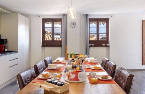 Manno House | Beautiful private villa for 6 people with WIFI, TV, patio, panoramic view and parking