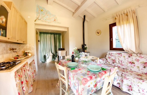 Lari Villa | Beautiful private villa for 4 guests with A/C, private pool, WIFI and pets allowed