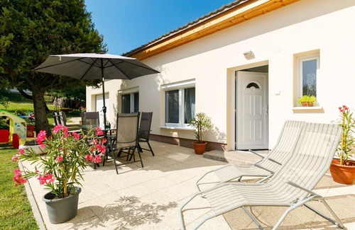 Fonyod House | Beautiful private villa for 3 guests with A/C, private pool, WIFI, TV, patio and parking