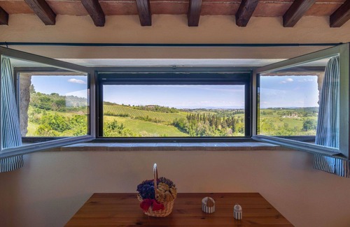 San Gimignano Villa | Beautiful private villa for 6 people with WIFI, private pool, TV and panoramic view