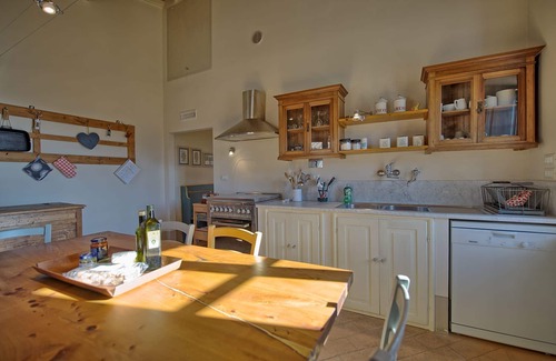 Le Piazze Villa | Beautiful private villa for 6 guests with WIFI, pool, A/C and panoramic view