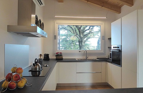 Teolo Villa | Beautiful private villa for 8 people with private pool, hot tub, A/C, WIFI and patio, close to P.