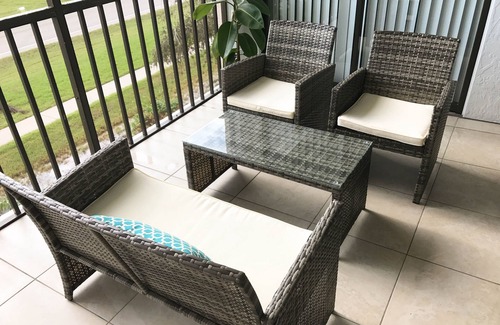 Marco Island Condo | Beautiful Renovated 2 Bedroom Condo - Great Location with Amazing Sunsets