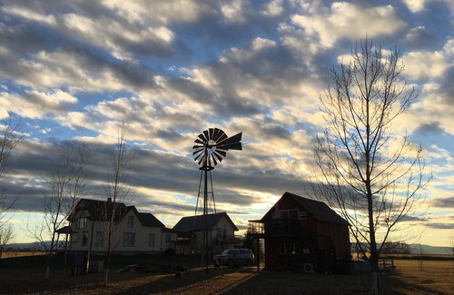 Kalispell House | Beautiful renovated 1915 Two Story Barn Near Glacier Par