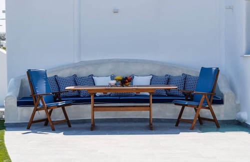 Karterados Villa | Beautiful Santorini Villa | 2 Bedrooms | Private Pool & Magical Sea Views |.
