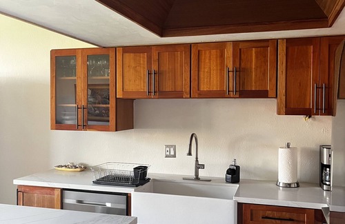 Kihei Condo | Beautiful South Shore Maui 2B/2B Condo w Ocean Views Next to Pickle Ball Courts