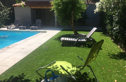 Estagel Villa | Beautiful southern house with pool in Occitania