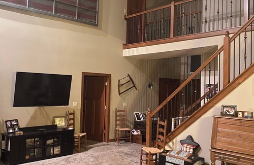 Burlington House | Beautiful,Spacious 5-bedroom home on 19 acres only 30 mi from downtown Milwaukee