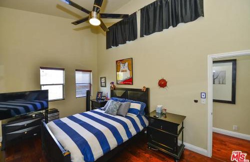 Agoura Hills House | Beautiful, Spacious Agoura Malibu Zen House