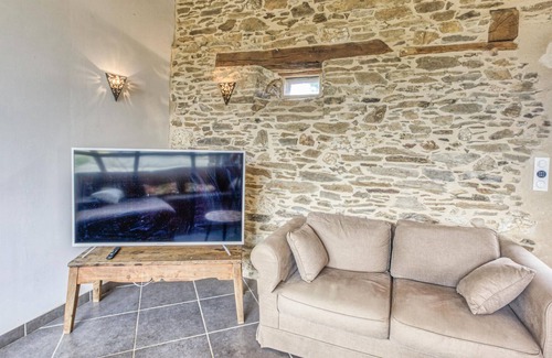 Padies House | Beautiful stone house from 1900 in fantastic area.