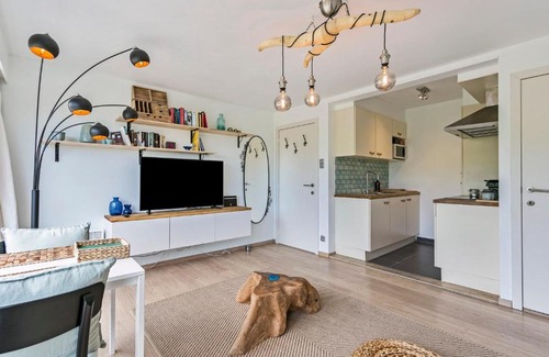 Bredene Apartment | Beautiful studio with park and beach