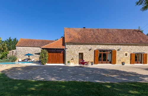 Rampoux House | Beautiful totally restored holiday house with private pool