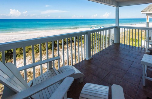 Santa Rosa Beach House | Beautiful Townhome Directly on the Beach in Santa Rosa Beach, FL - Sea Haunts