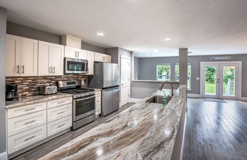 Roseland House | Beautiful tranquility, 1 block from the Indian River with heated pool