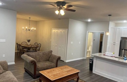 Mount Pleasant House | Beautiful two bedroom two bathroom townhouse
