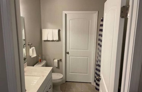 Mount Pleasant House | Beautiful two bedroom two bathroom townhouse