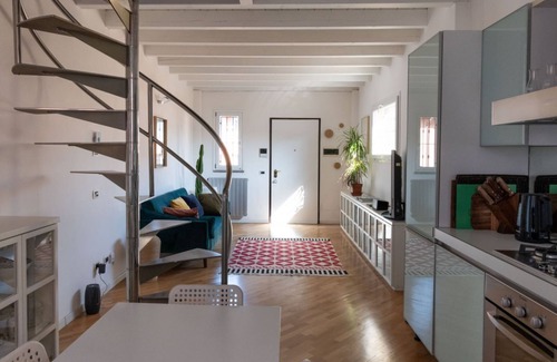 Dergano Apartment | Beautiful Two-Level One-Bedroom Apartment – Mirable PM