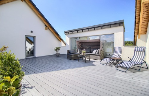 Gaski Apartment | Beautiful vacation apartment. Top floor near the beach & quiet location to relax
