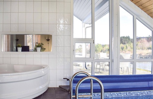 Bjoa House | Beautiful vacation home in the heart of Fjord Norway.