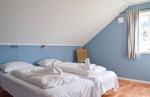 Bjoa House | Beautiful vacation home in the heart of Fjord Norway.