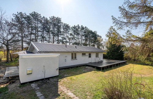 Maribo House | Beautiful vacation home with large terrace on Askø.