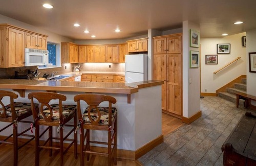 Ketchum Condo | Beautiful View, Walk to Everywhere.