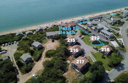North Truro House | Beautiful Views of Cape Cod Bay