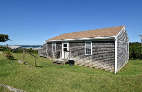 North Truro House | Beautiful Views of Cape Cod Bay