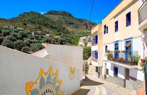 Guajar Faraguit House | Beautiful villa for 9 guests with WIFI, TV and patio