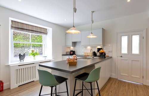 Grantley House | Beautiful villa for 2 guests with WIFI, balcony and pets allowed