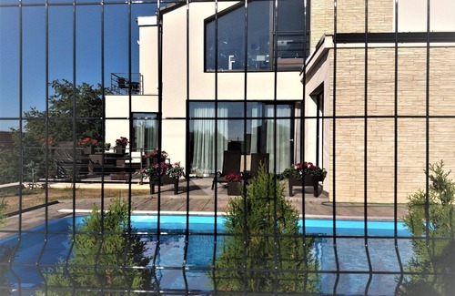 Lany Villa | Beautiful villa for 4 guests with WIFI, pool, TV, balcony, panoramic view and parking