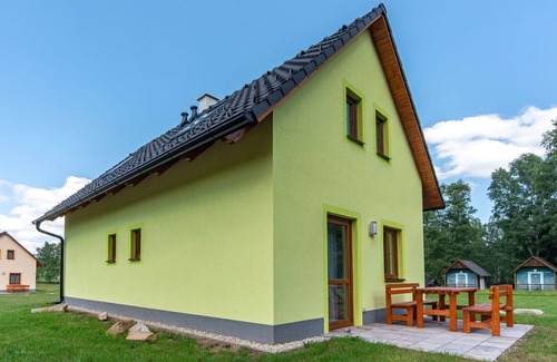 Straz nad Nezarkou House | Beautiful villa for 5 guests with WIFI, TV, terrace, pets allowed and parking