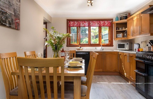 Craven Arms House | Beautiful villa for 2 guests with WIFI and TV