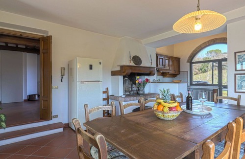 Scandicci House | Beautiful villa for 16 guests with private pool, WIFI, TV, patio, pets allowed and panoramic view