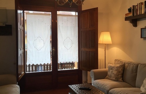 Ojedo Ski Chalet | BEAUTIFUL VILLA NEXT TO POTES WITH POOL -4 BEDROOMS, 3 BATHS