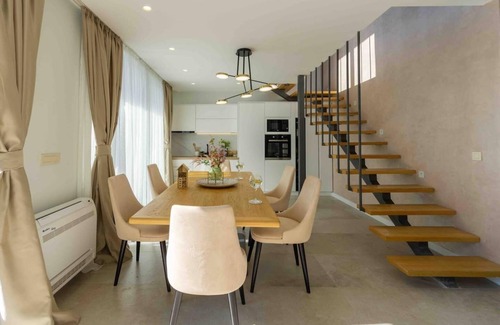 Ljuta Villa | Beautiful villa on the bay with mountain views