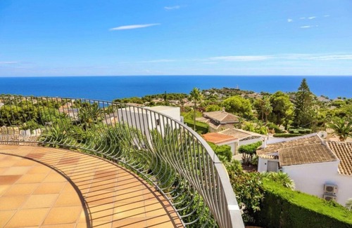 Balcon del Mar Villa | Beautiful villa overlooking the sea and island of ibiza 300G