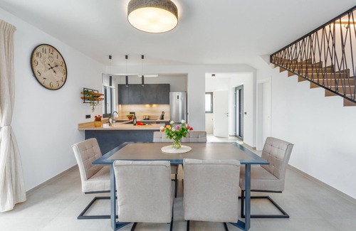 Montizana Villa | Beautiful villa Stefany with pool in Porec