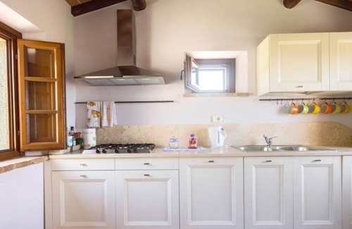 Camucia Villa | Beautiful villa with pool and garden just 300 meters from the village