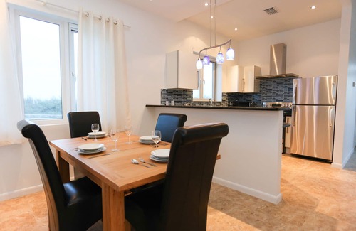 Bell Channel Bay Condo | Beautiful Waterfront Condo With Panoramic Waterway Views