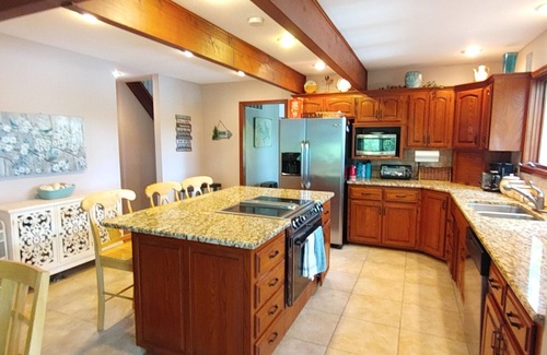 Camdenton House | Beautiful waterfront house with dock for family fun near Ha Ha Tonka State park