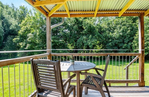 Halesworth Cottage | Beautiful wooden cabins in a quiet tranquil setting.