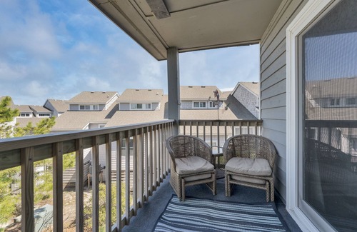 Ocean Sands Condo | Beautifully appointed Corolla condo with direct beach access!