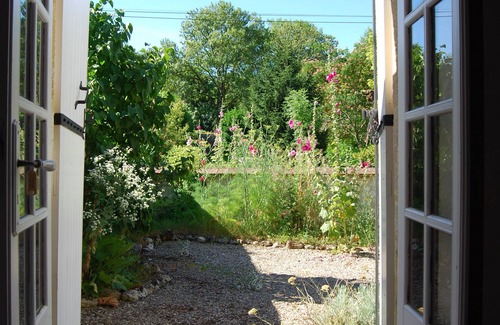 Eynesse House | Beautifully Converted French Barn