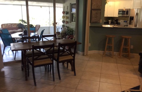 Rocky Point House | Beautifully decorated home in desirable Rocky Pt. area of Stuart close to water