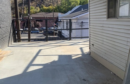 Colfax Apartment | Beautifully remodeled 2 bedroom apartment in Colfax, WA