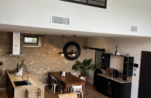 Pavie House | Beautifully renovated barn in foie gras, duck and wine country, 5 minutes from Auch.