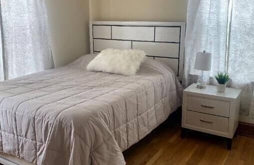 Kingsport Apartment | Beautifully Renovated Historic Building Apartments #5